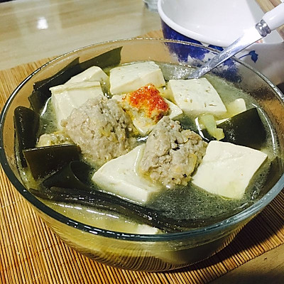 肉丸海带豆腐汤