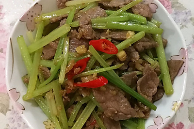 小炒牛肉