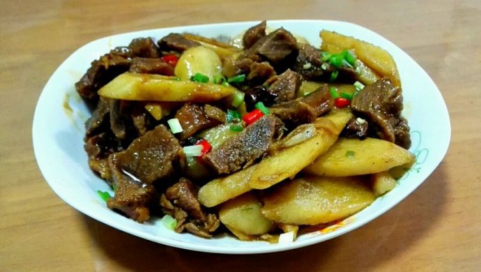 山药烧牛腩