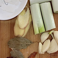 红烧排骨炖土豆的做法图解3