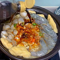 砂锅海鲜粉丝煲的做法图解4
