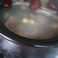 莲子猪肚汤的做法图解4