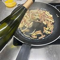 #异域美味 烹饪中式年味#奶油培根意面的做法图解5