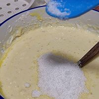 东菱面包机-松软奶香蛋香小面包的做法图解12