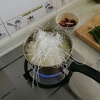 少盐无油健康冬瓜羊肉粉丝汤的做法图解3