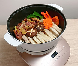 广式美食：香芋腊味煲的做法