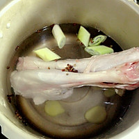 烤箱出炉外焦里嫩的烤羊腿（小羊腿）的做法图解2