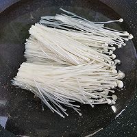 开胃酸汤肥牛的做法图解1