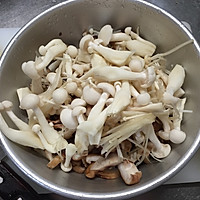 常备菜之清炒蘑菇的做法图解1