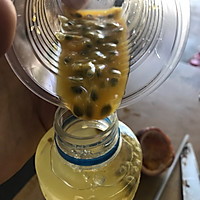 百香果超浓郁解渴冰饮#膳魔师夏日魔法甜品#的做法图解7