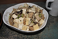 菌菇烧豆腐的做法