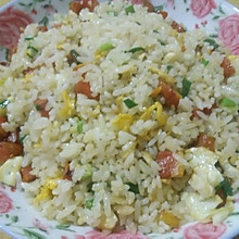 红萝卜蛋炒饭