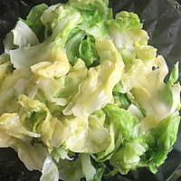 #夏日消暑，非它莫属#凉拌酸辣卷心菜的做法图解2