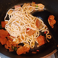 黑椒虾仁炒乌冬的做法图解10