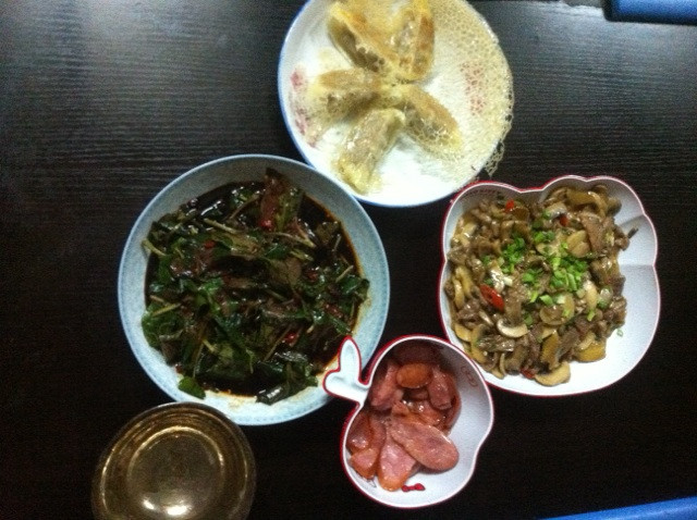 口蘑炒肉的做法