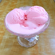 草莓冰淇淋#新鲜新关系#