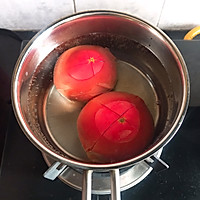 酸酸甜甜的番茄牛尾浓汤的做法图解2