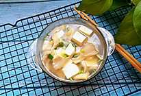平菇豆腐汤的做法