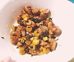 鸡胗炒芹菜的做法