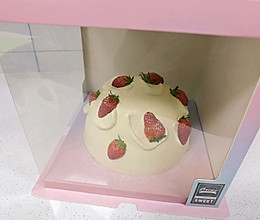 草莓炸弹蛋糕的做法