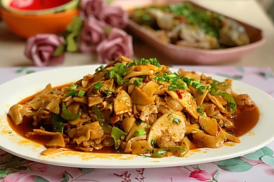 下饭的杏鲍菇炒肉片