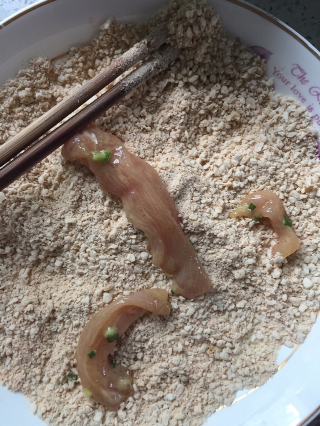 街边小吃香酥鸡柳的做法图解3