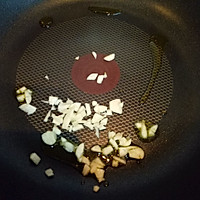 丝瓜虾皮蛋汤的做法图解2