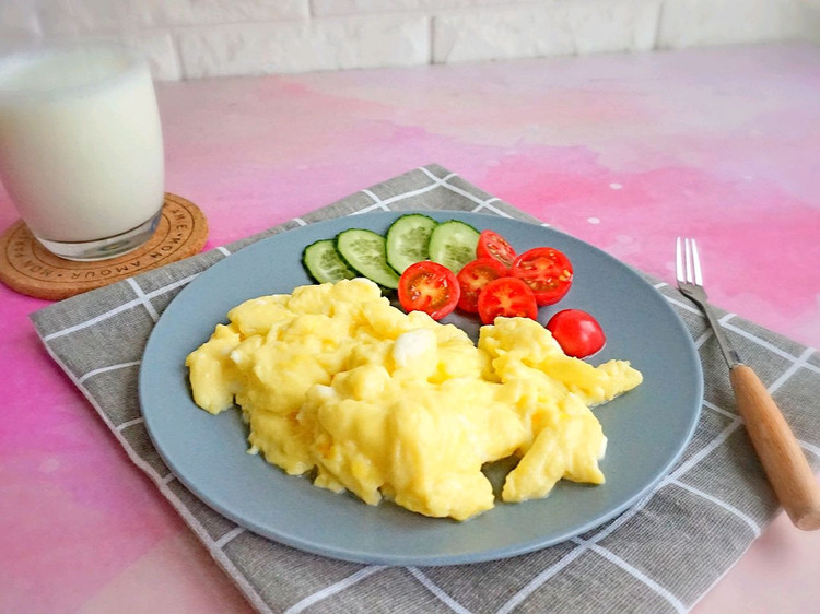 低脂轻食减脂-西式牛奶嫩滑蛋的做法