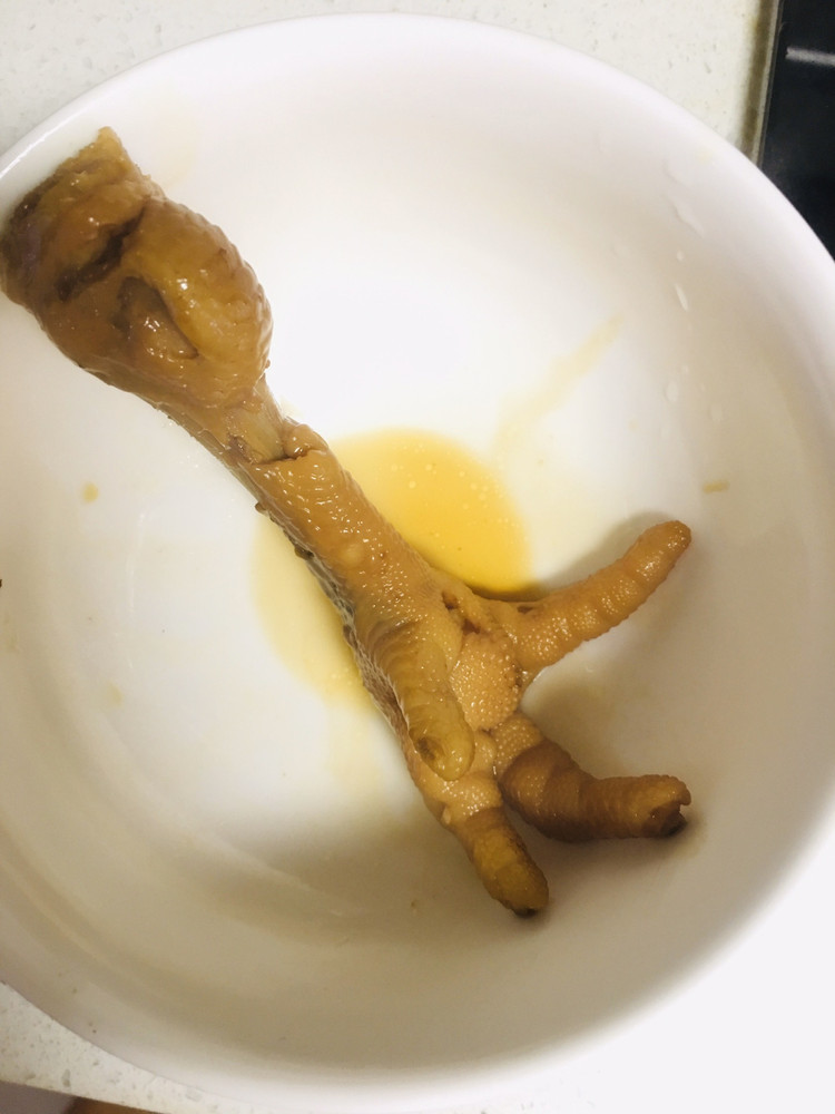 卤味鸡爪的做法