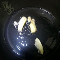 猪肉炖豆角干的做法图解3