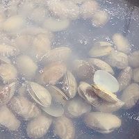 #换着花样吃早餐#酱爆花蛤的做法图解4