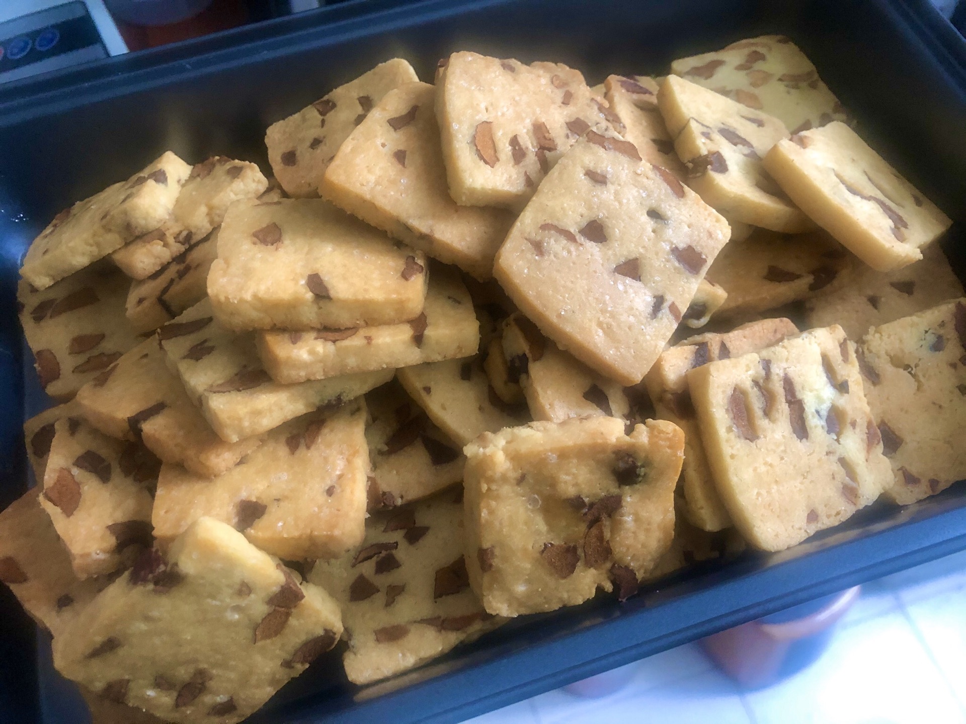 Crispy red date cookie