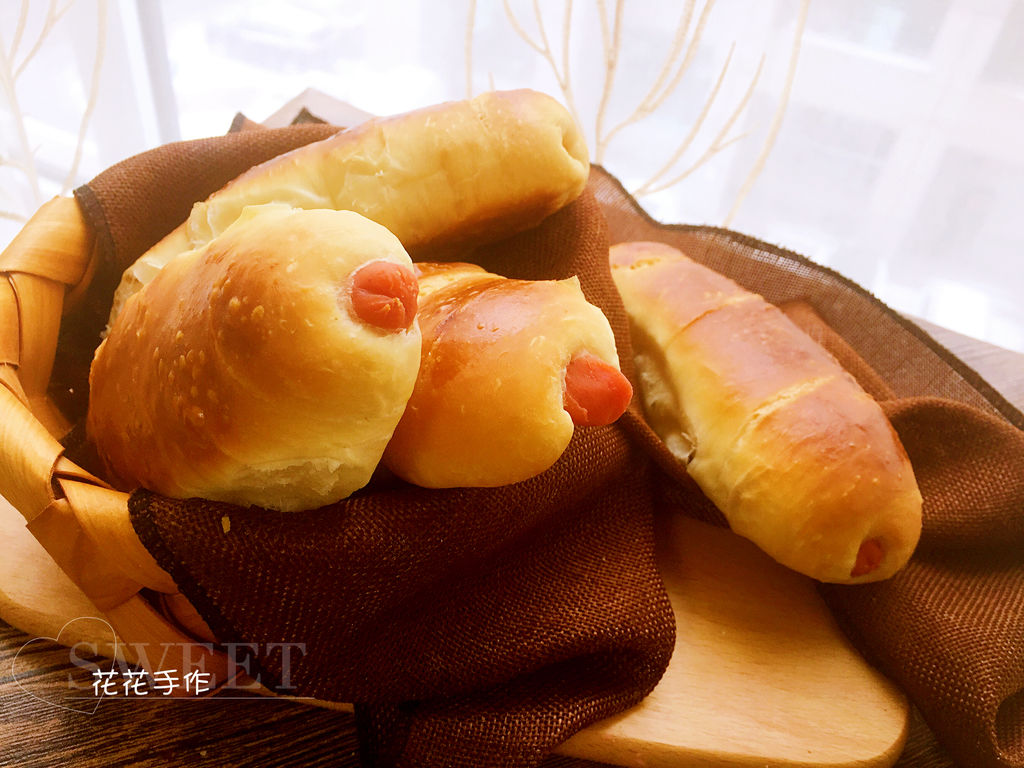 【简简厨房】热狗面包 - 哔哩哔哩
