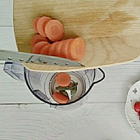 #美食视频挑战赛# 蔓越莓胡萝卜汁的做法图解4