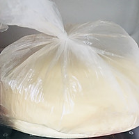 冷藏中种法淡奶油排包(面包机快速出膜)的做法图解4
