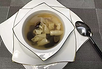 鱼胶红枣枸杞汤的做法