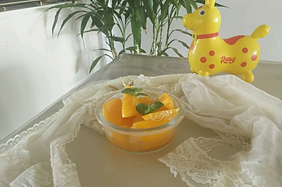 黄桃糖水罐头