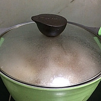 祛湿健脾: 土茯苓牛大力骨头汤的做法图解9