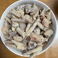 一人啃一盘：柠檬鸡爪的做法图解3
