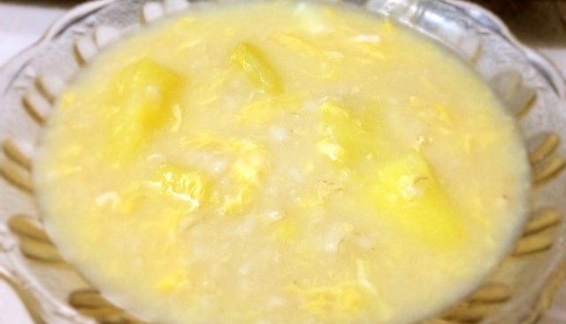 菠萝蛋花燕麦粥的做法