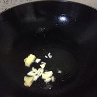 排骨烩蘑菇西兰花的做法图解4