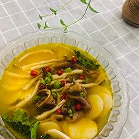 酸辣鲜香、超级过瘾！#酸汤肥牛年糕#的做法图解6