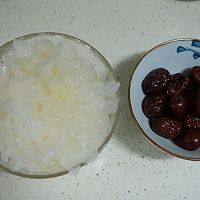 红枣银耳羹的做法图解3