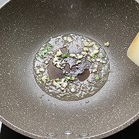 #入秋滋补正当时#青椒炒毛豆米的做法图解7