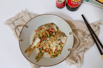 香煎鲳鱼