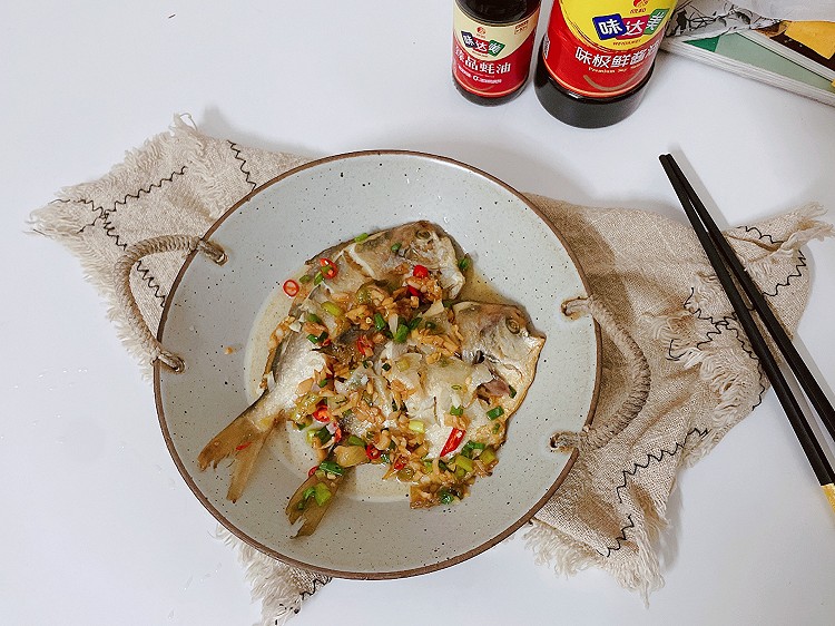 香煎鲳鱼的做法