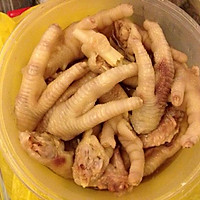 酒糟鸡爪鸡尖的做法图解1