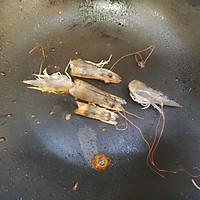 菌菇豆腐裙带菜鲜虾汤的做法图解9