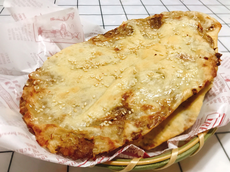 鲜肉榨菜锅盔的做法
