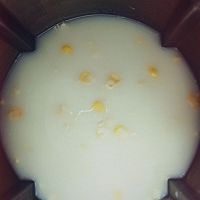 （豆浆机版）奶香玉米汁的做法图解2